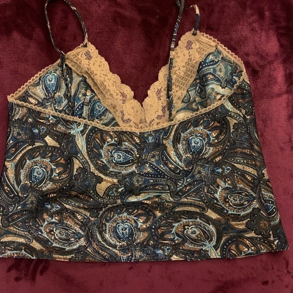 Victoria’s Secret Lingerie top - Picture 12 of 13